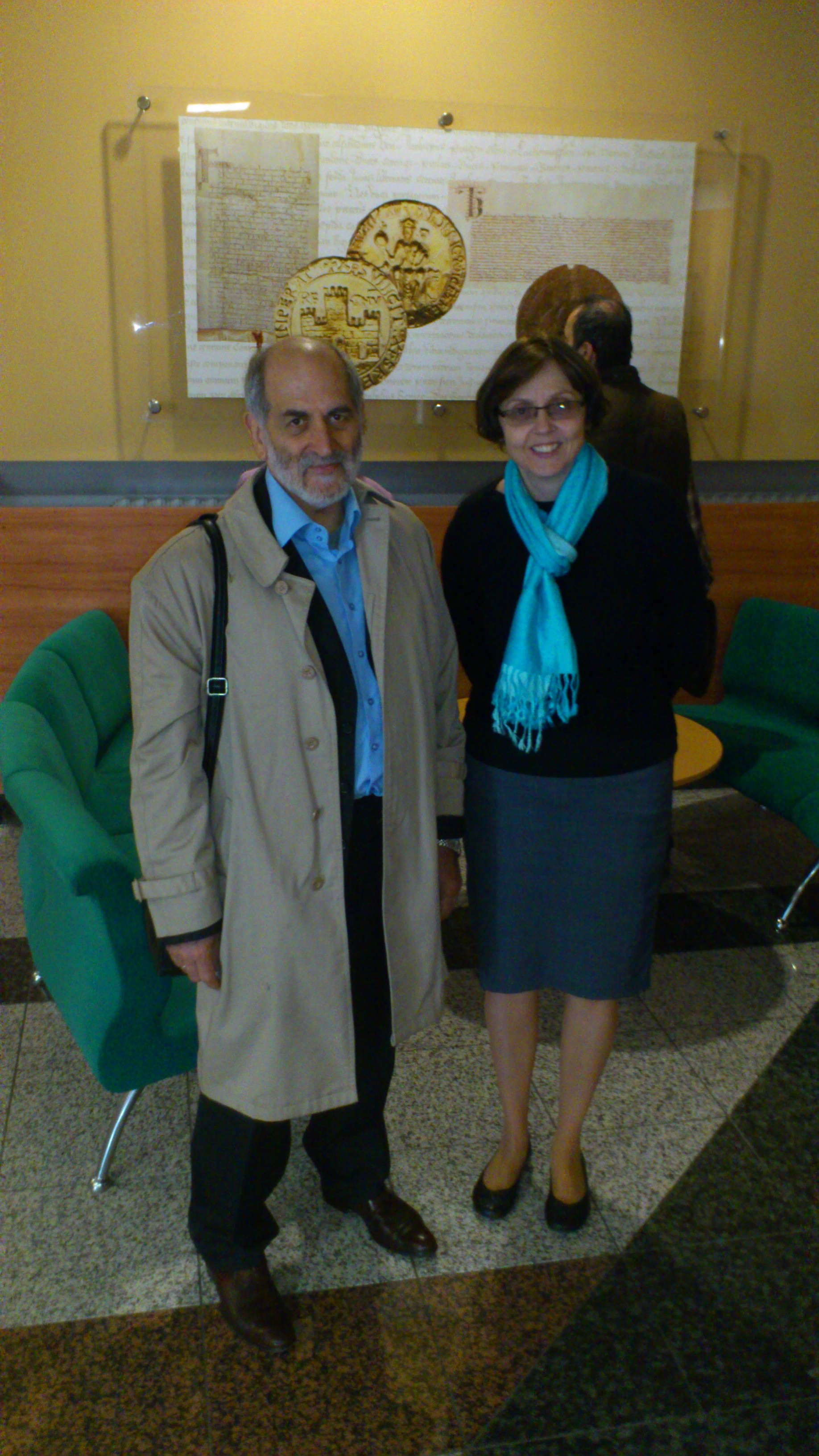 Prof. André Grelon a M. Efmertová při presentaci Zlaté buly sicilské_NA2012